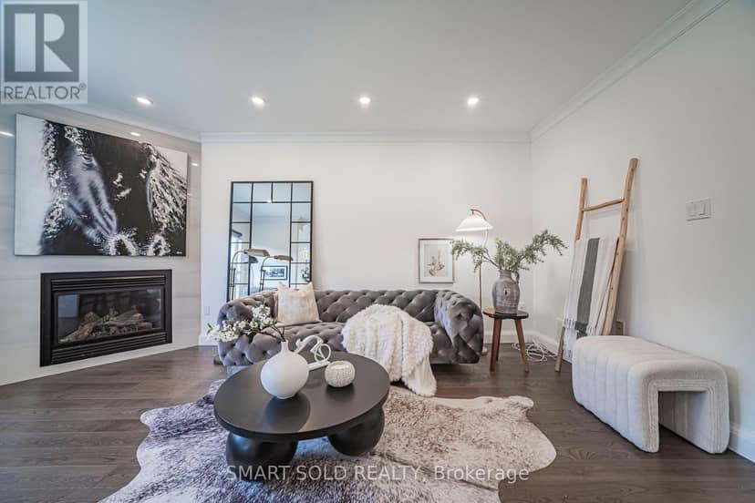 15 Mirando Street, Richmond Hill, photo 3