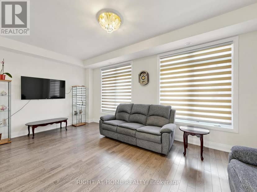 23 Moneypenny Place — photo 10 of 40