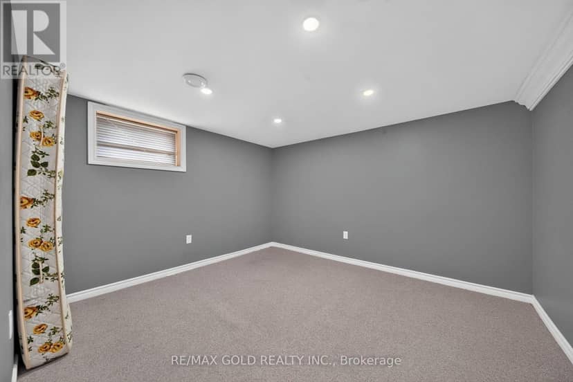 16 Garden Street — photo 32 of 37