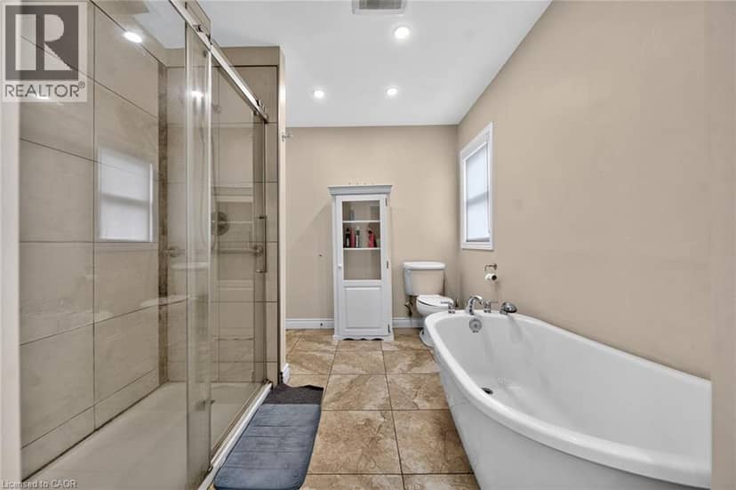 16 GARDEN Street — photo 15 of 39