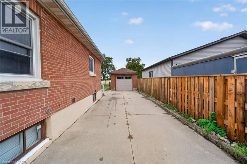 16 GARDEN Street — photo 36 of 39