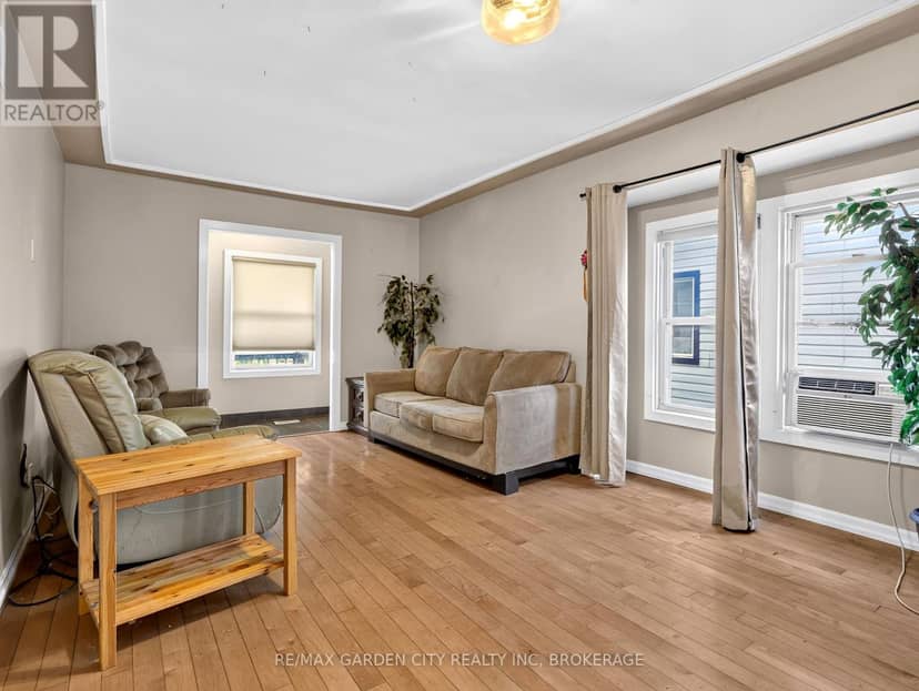 15 Rodman Street — photo 20 of 40