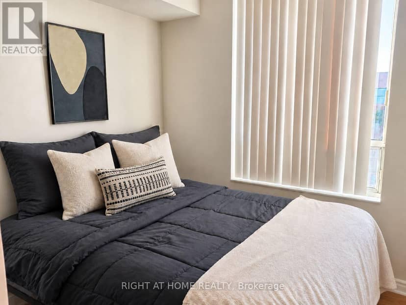 408 - 265 Enfield Place — photo 12 of 24