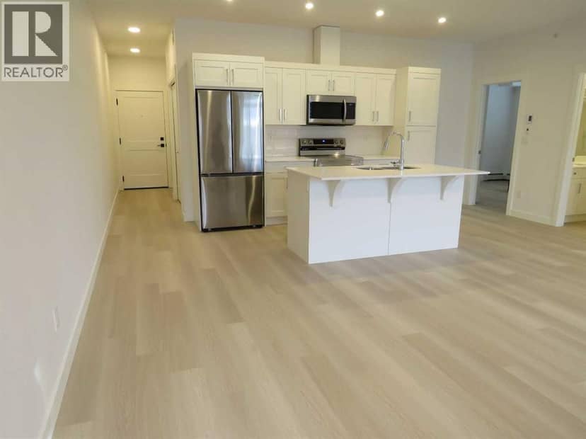 403, 70 Sage Hill Walk NW — photo 9 of 34