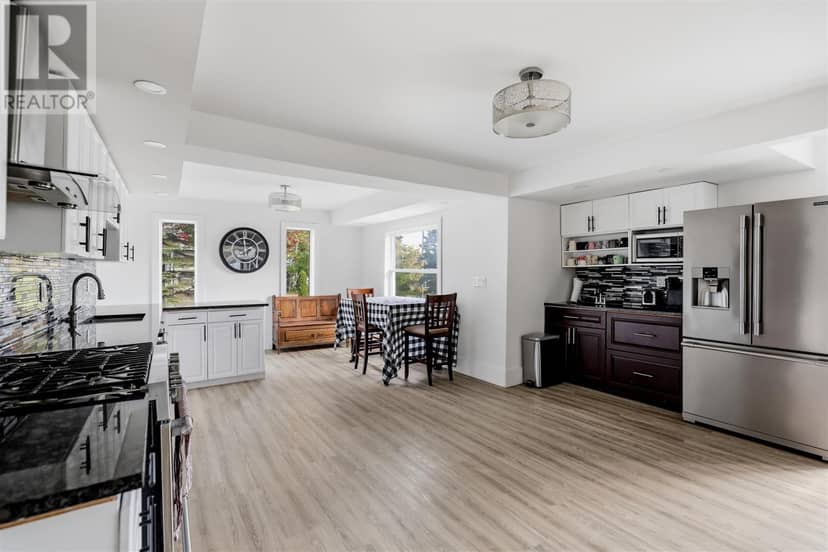 220 Old Garden River RD — photo 13 of 40