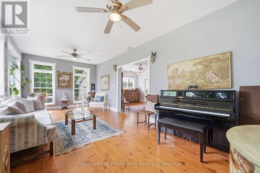 2925 County Road 10 — photo 14 of 40