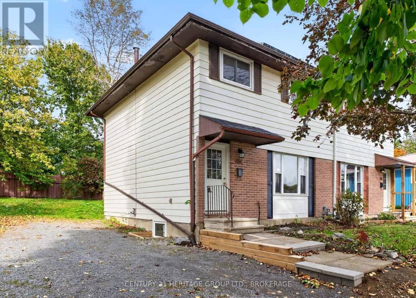 54 Woodstone Crescent, Kingston, photo 2