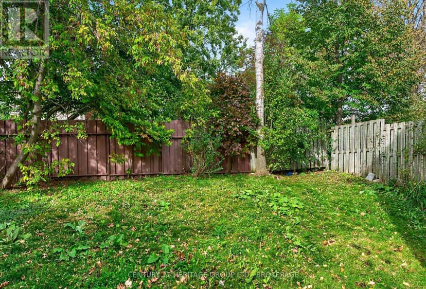 54 Woodstone Crescent, Kingston, photo 3