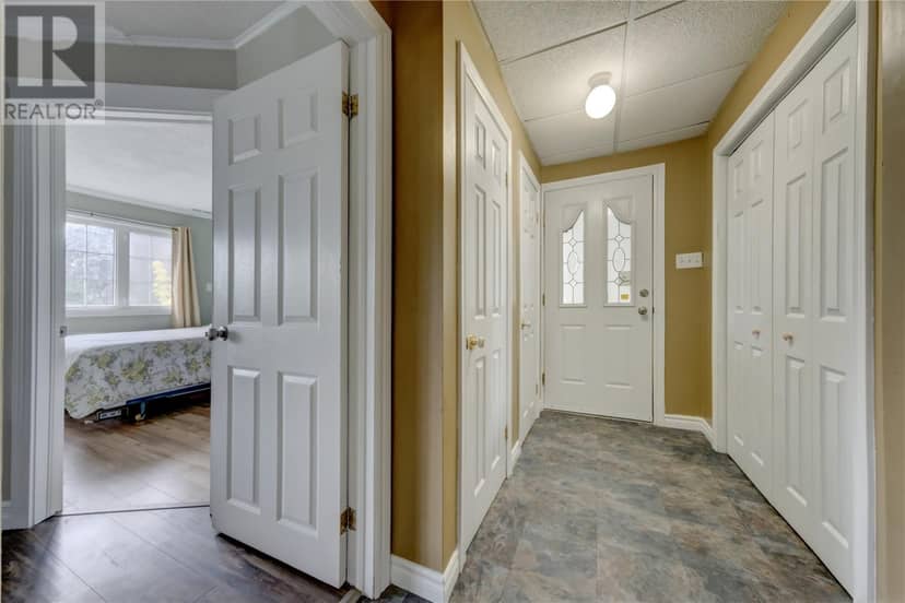 4 Braemar Crescent — photo 3 of 32