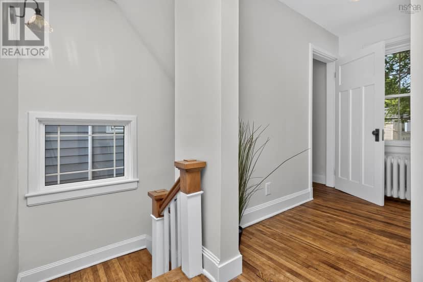 2934 Oxford Street — photo 31 of 40