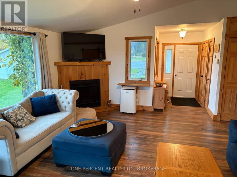 456 Millhaven Road, Loyalist, photo 8