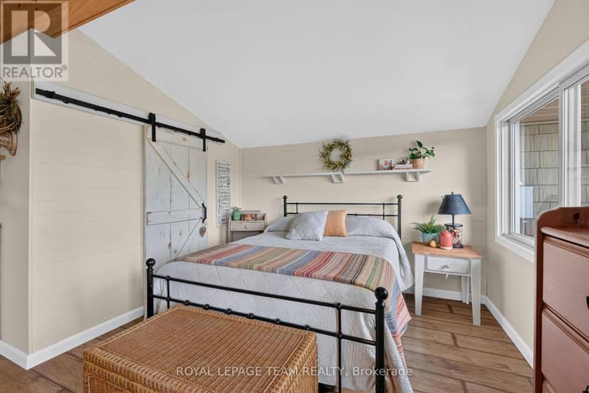 102 McVicar Lane — photo 20 of 40