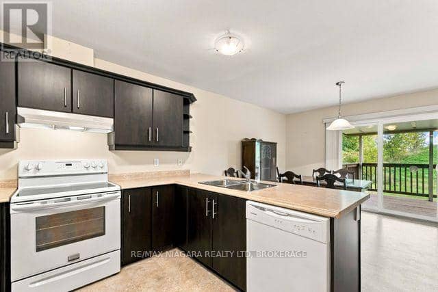 50 Shipview Court — photo 9 of 31