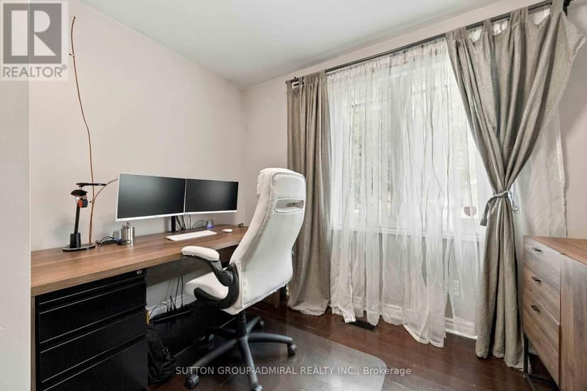 11 Summerglade Drive — photo 19 of 40