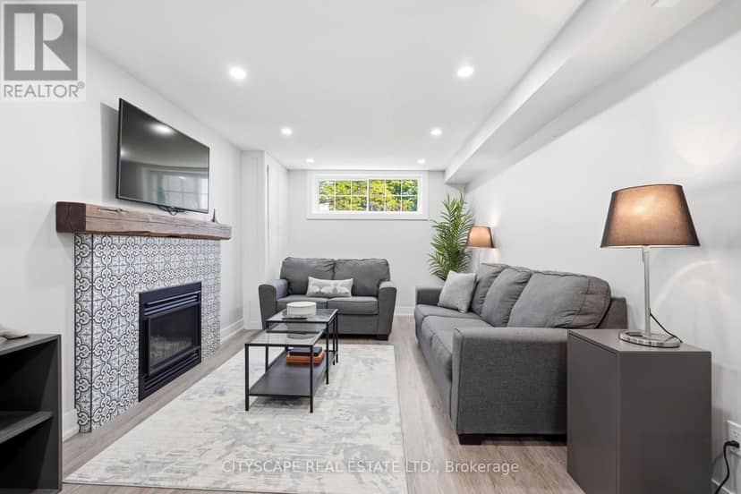 44 Stonehill Boulevard — photo 14 of 27