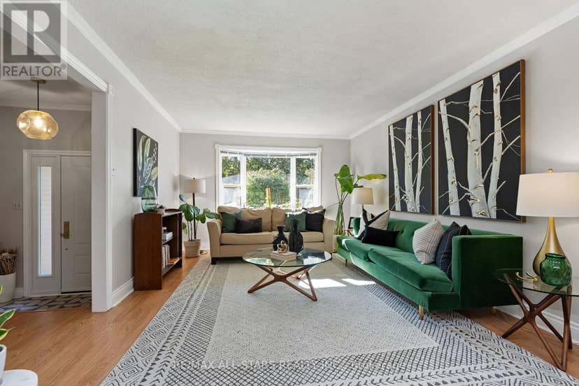 209 Malton Road, Newmarket, photo 2