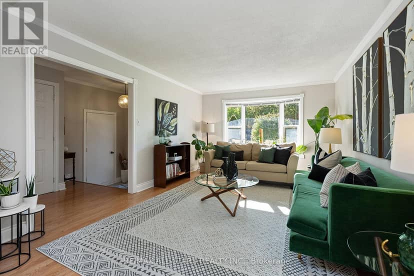 209 Malton Road, Newmarket, photo 3