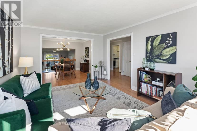 209 Malton Road, Newmarket, photo 4
