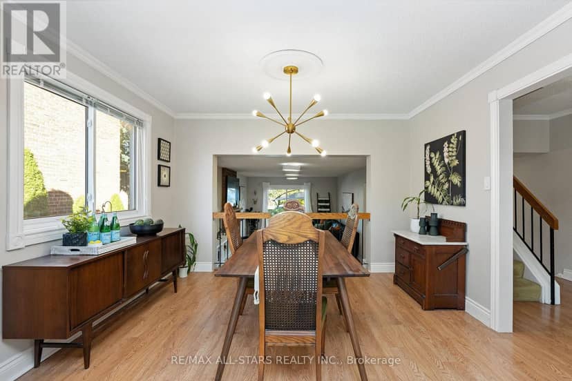209 Malton Road, Newmarket, photo 6