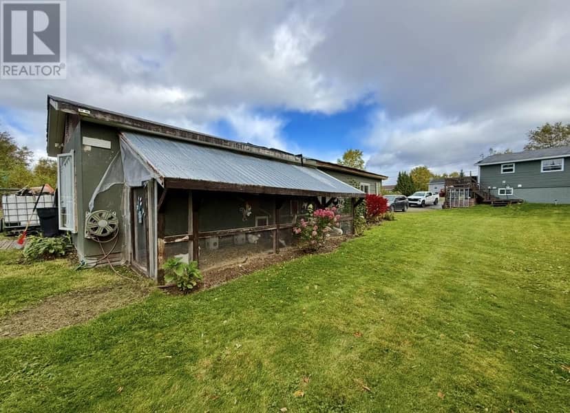 24 Farm Road — photo 14 of 40