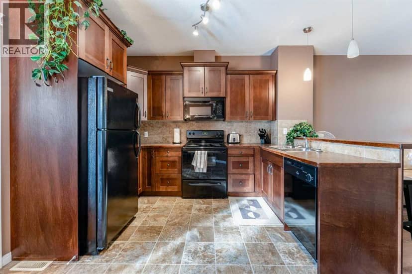 4604, 111 Tarawood Lane NE — photo 9 of 30