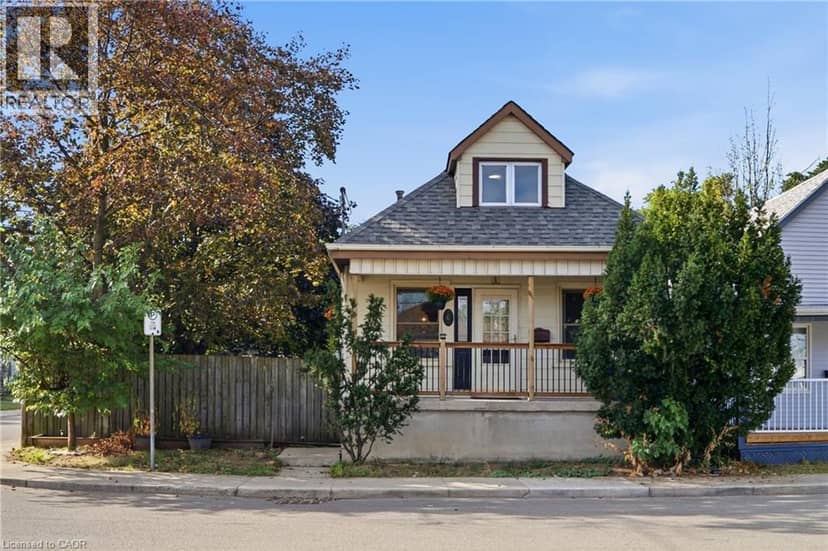 264 BRITANNIA Avenue — photo 3 of 40