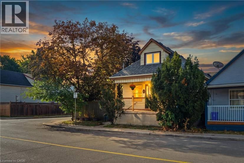 264 BRITANNIA Avenue — photo 2 of 40