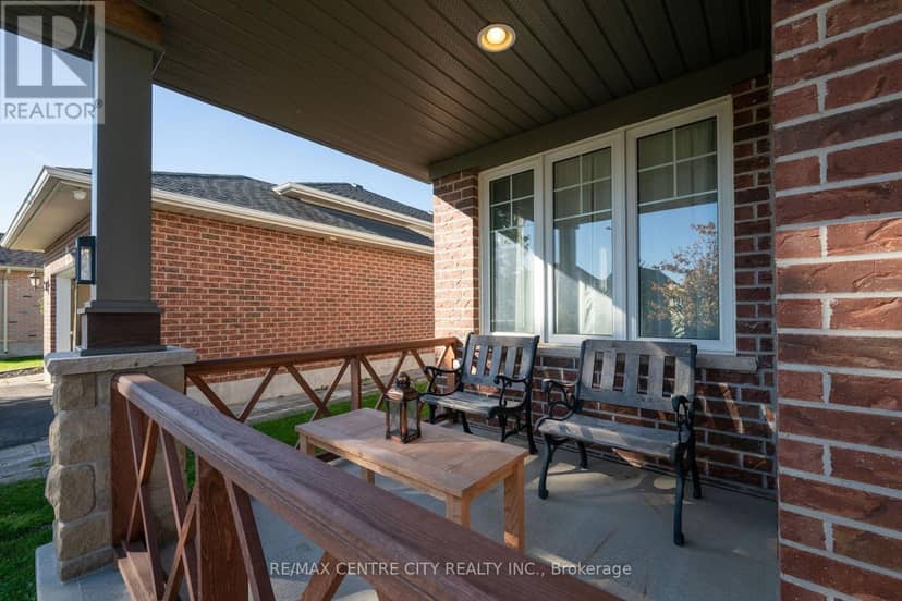 52 Pine Valley Drive — photo 5 of 40