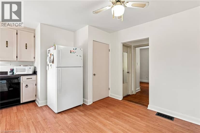 241 EAST 44TH Street — photo 10 of 29