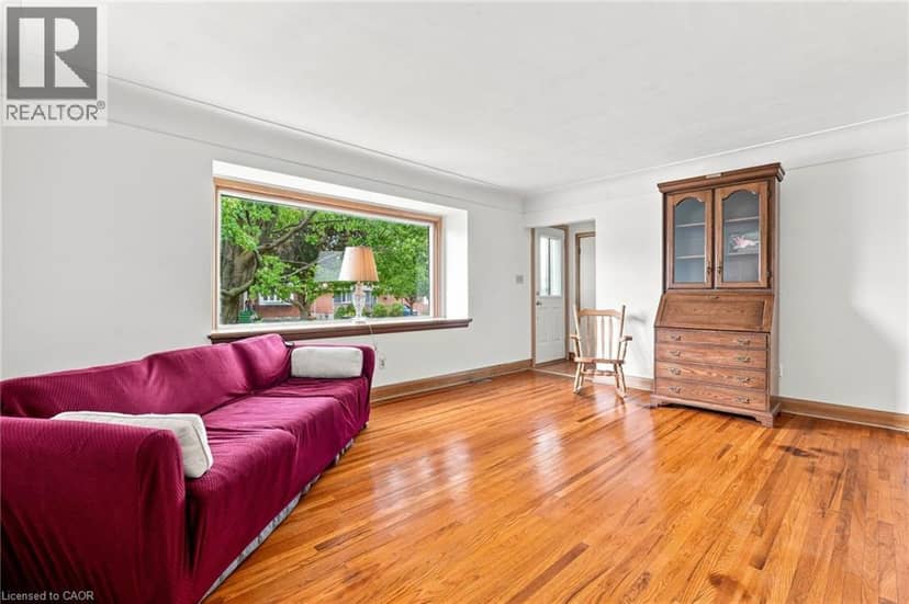 241 EAST 44TH Street, Hamilton, photo 6