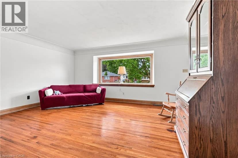 241 EAST 44TH Street, Hamilton, photo 7