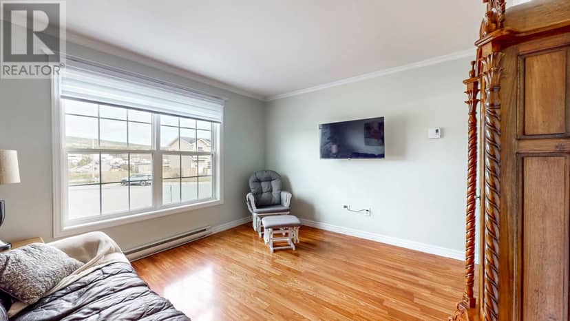 123 Edison Place — photo 8 of 27