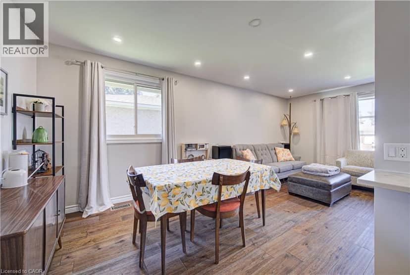 221 DEVON Street — photo 13 of 34