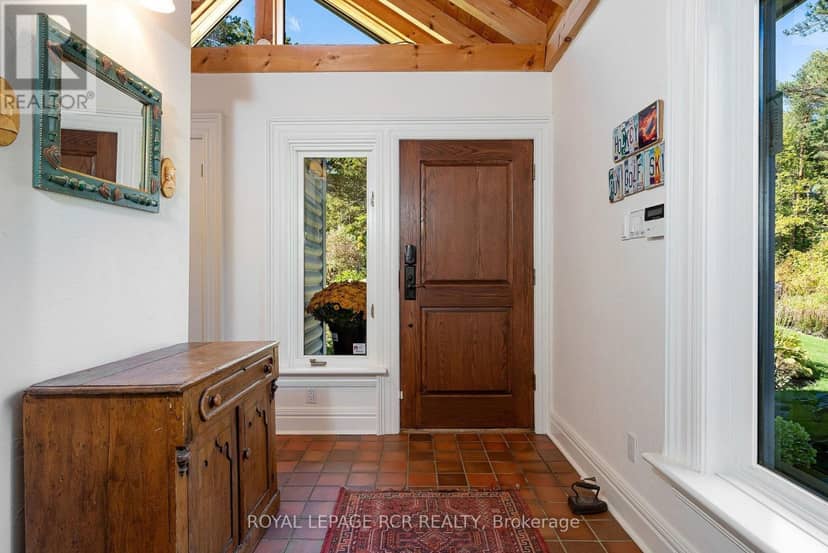 718157 1st Line E — photo 10 of 40