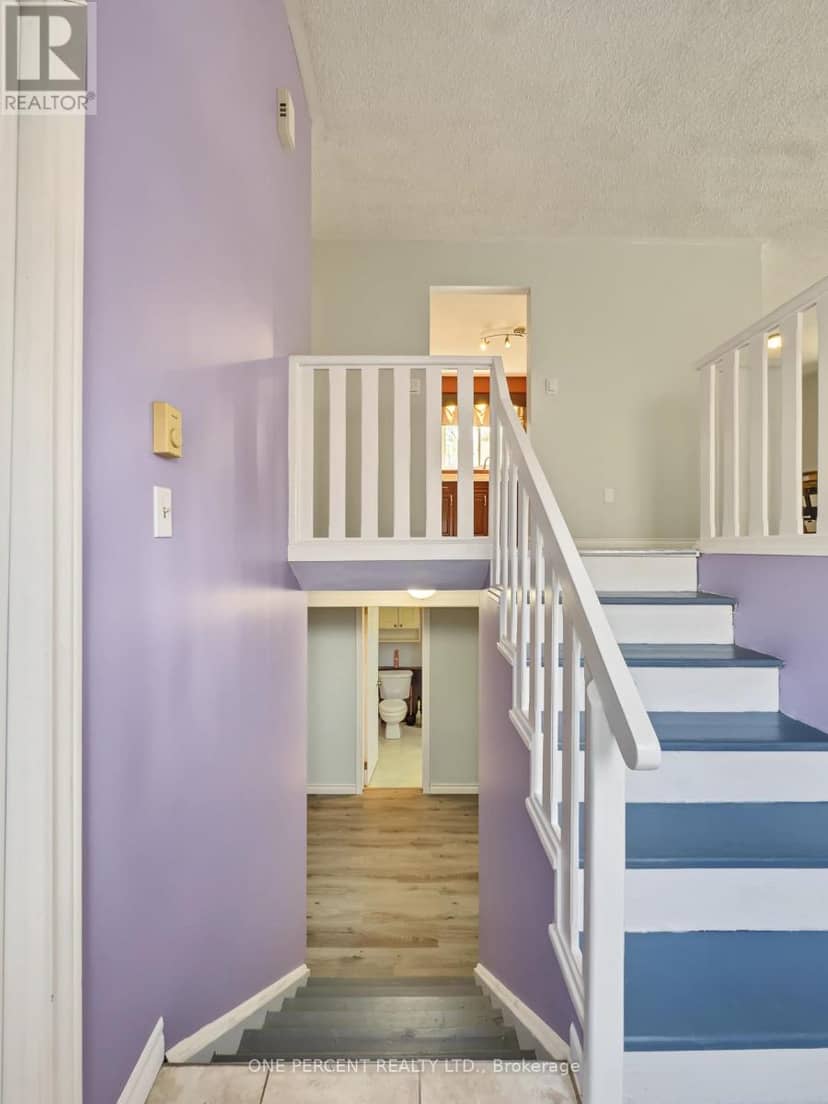 211 Reid Street — photo 17 of 32