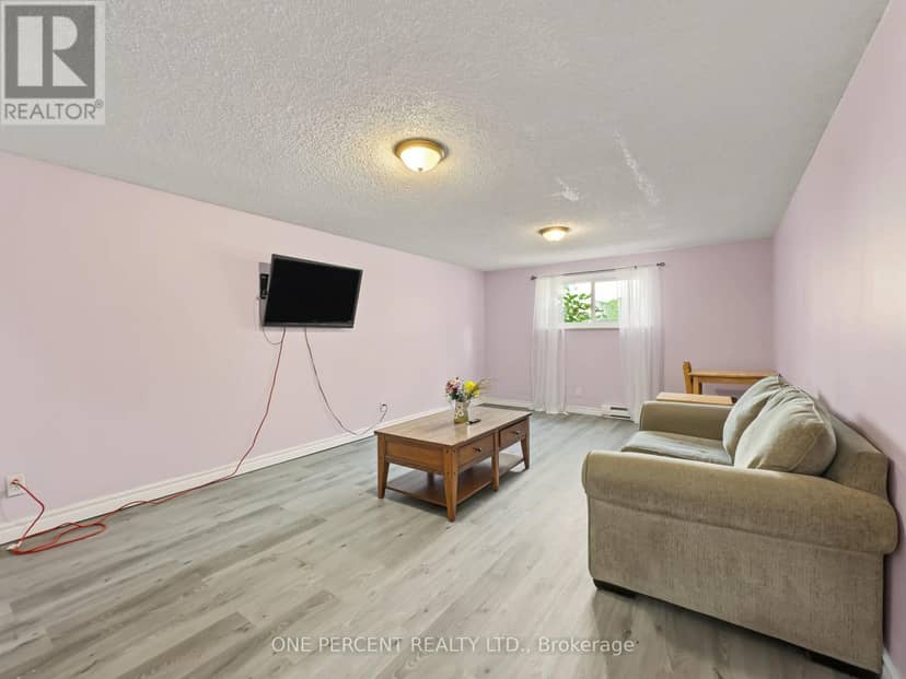 211 Reid Street — photo 19 of 32