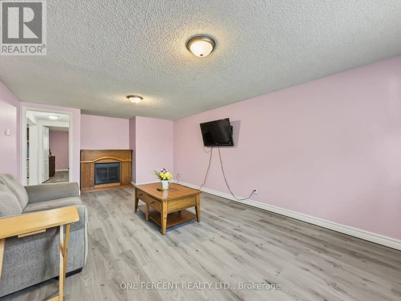 211 Reid Street — photo 20 of 32