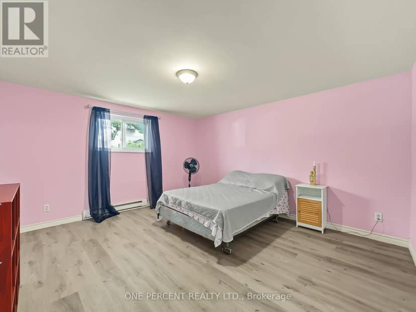 211 Reid Street — photo 21 of 32