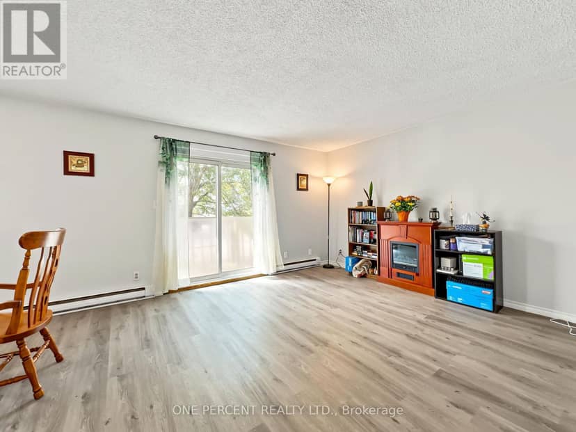 211 Reid Street — photo 9 of 32