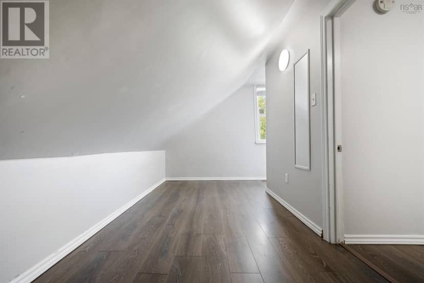 377 MacDonald Street — photo 19 of 22