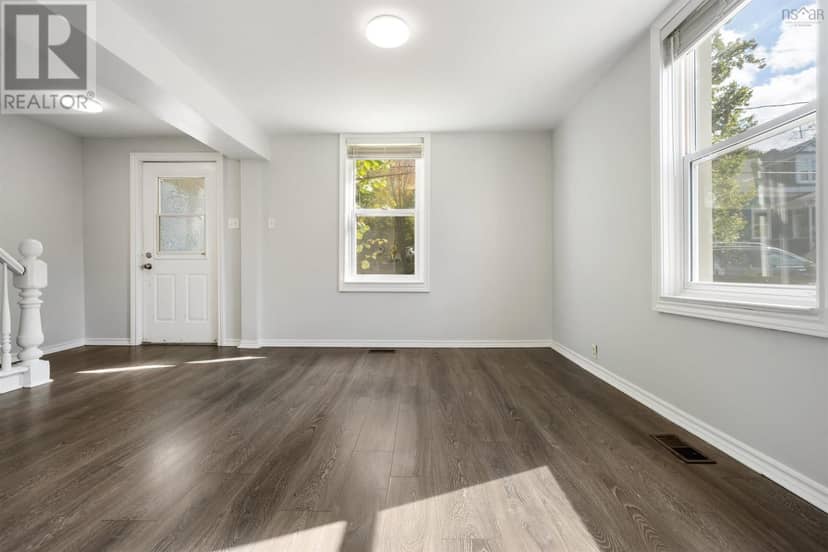 377 MacDonald Street, New Glasgow, photo 6