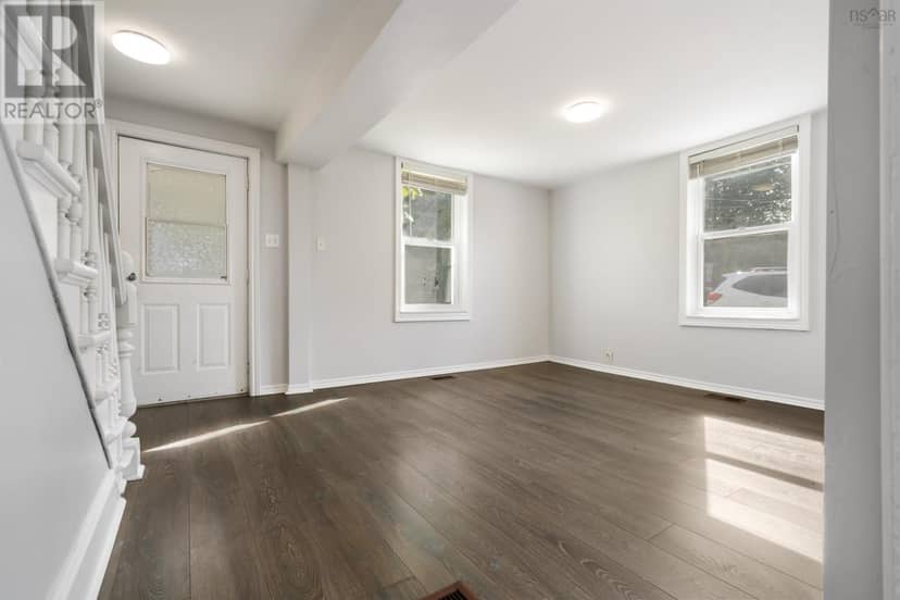 377 MacDonald Street, New Glasgow, photo 7