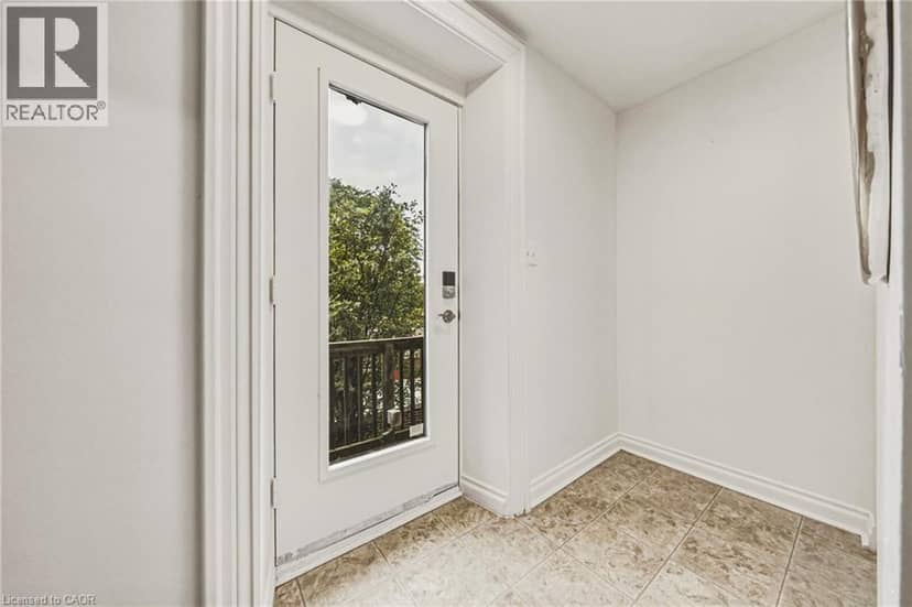 75 POLLOCK Avenue — photo 23 of 39