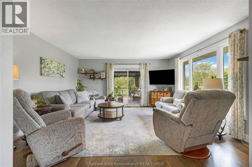 7527 Talbot Trail — photo 14 of 40