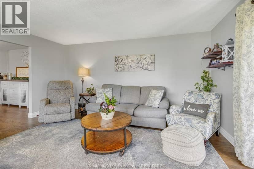 7527 Talbot Trail — photo 15 of 40