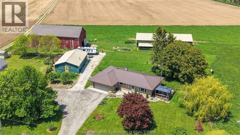 7527 Talbot Trail, Blenheim, photo 2