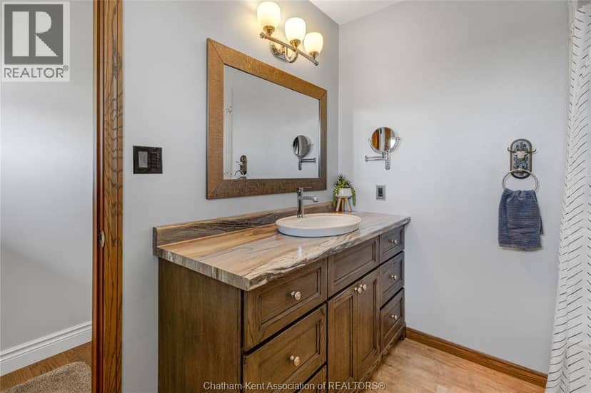 7527 Talbot Trail — photo 25 of 40