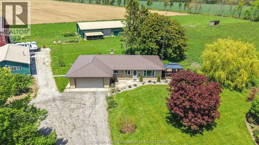 7527 Talbot Trail, Blenheim, photo 3