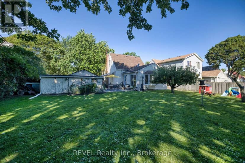 5608 Glamis Crescent — photo 40 of 40