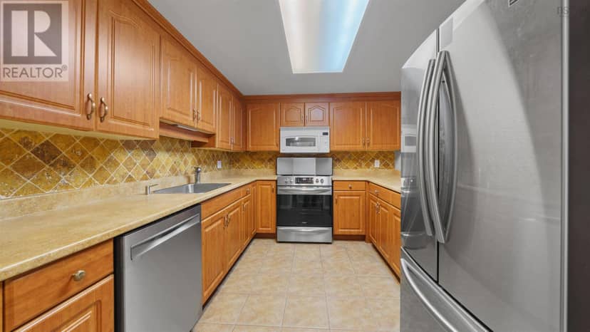 101 1 Prince Street — photo 14 of 40